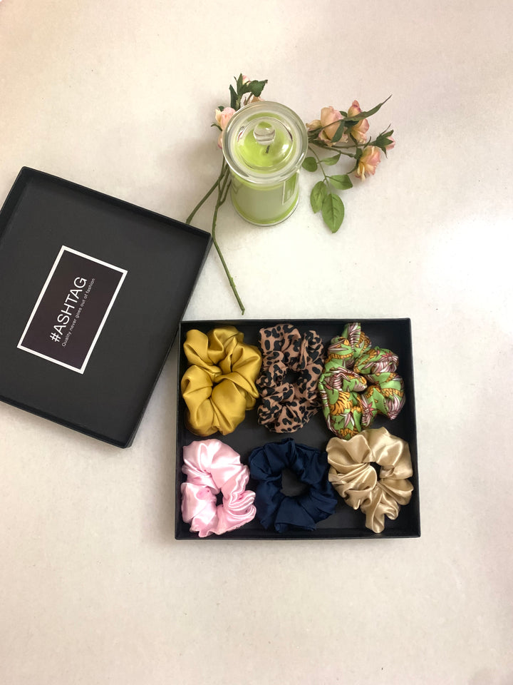 Rakhi Gift Box for Sisters