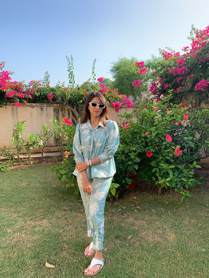 Floral Pleated Pants