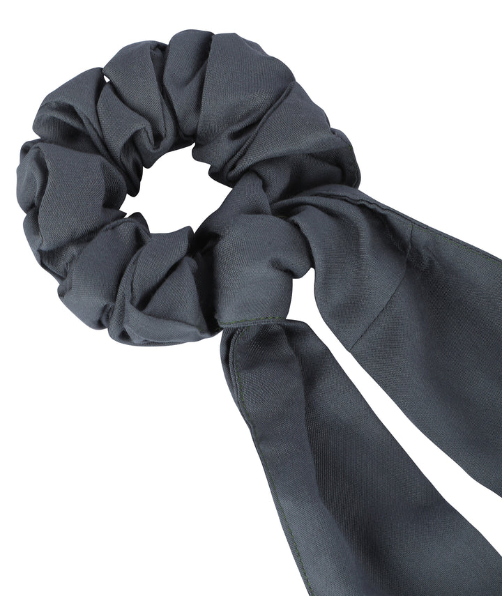 The Solid Scrunchy-Cum-Bandana Set