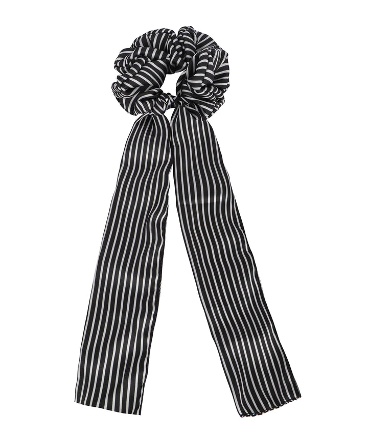 The formal stripes scrunchy-cum-bandana set