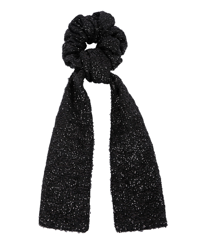 The bling scrunchy-cum-bandana set