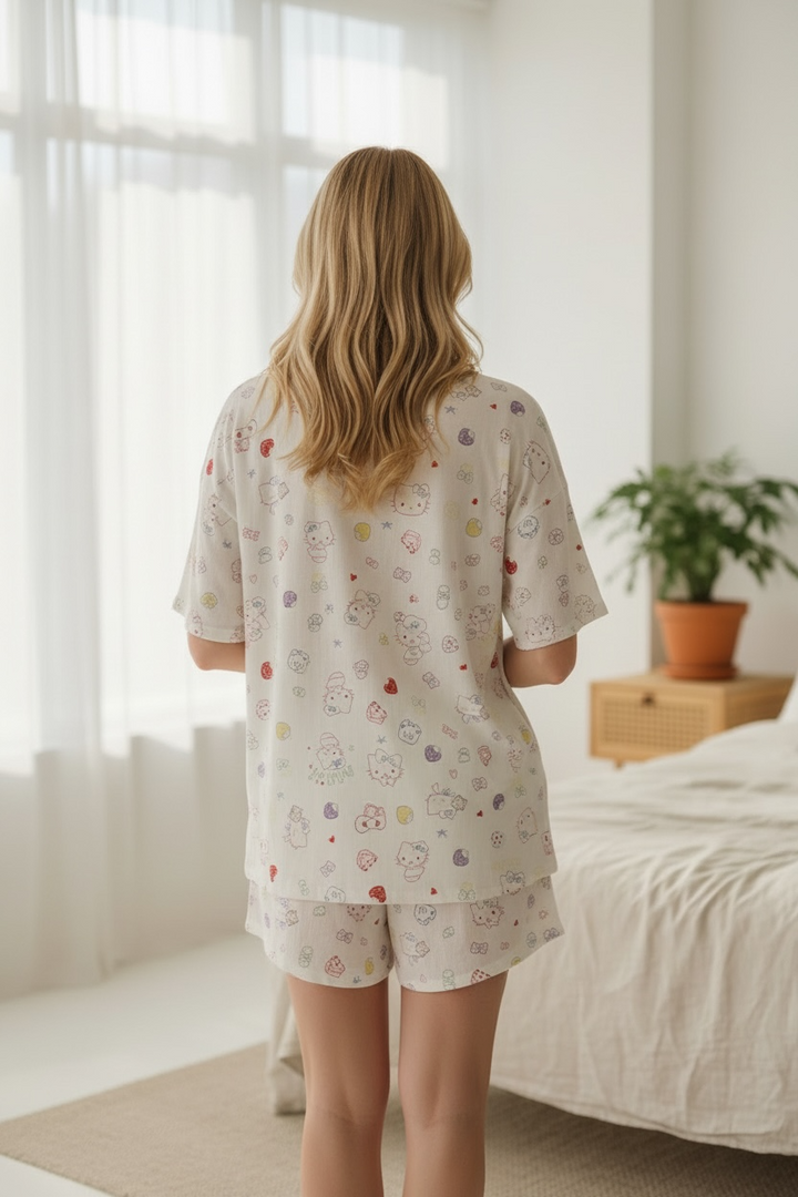Hello Kitty Night Suit