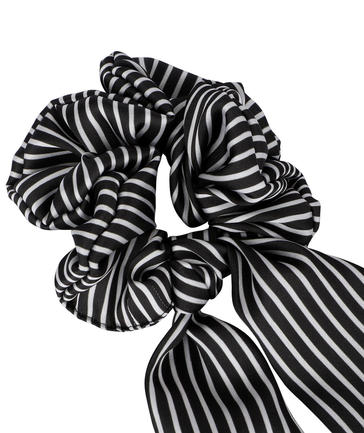 The formal stripes scrunchy-cum-bandana set